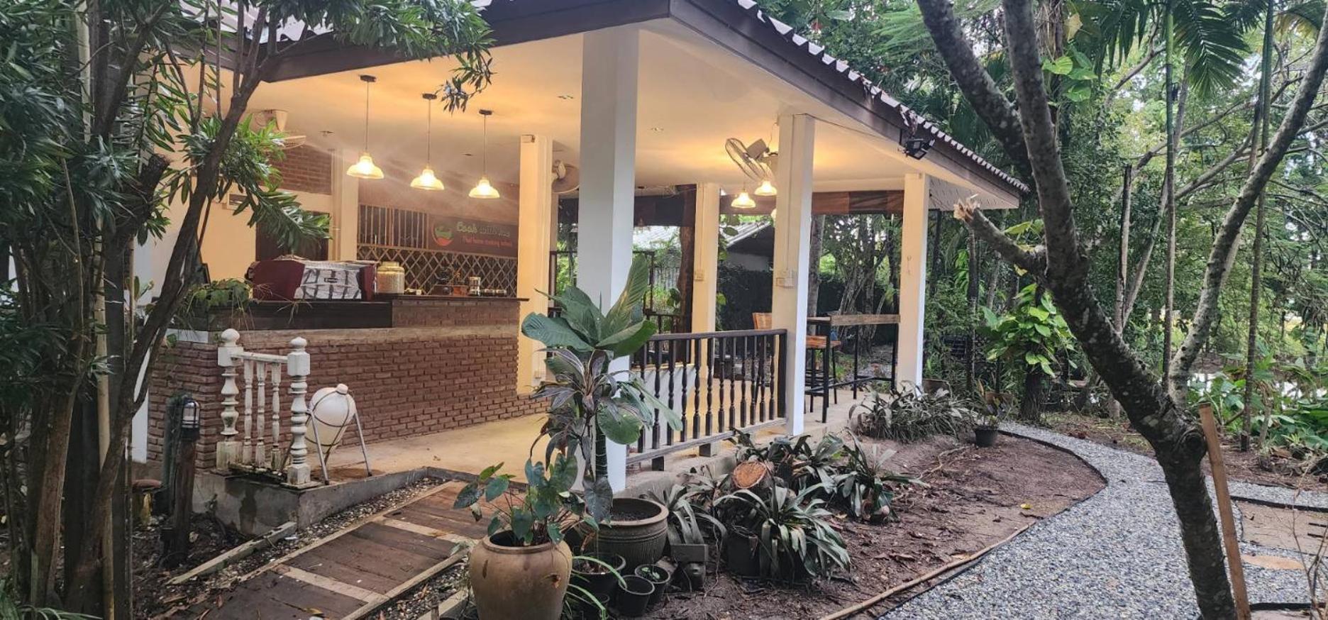 Tung Tong Homestay & Camping Mae Rim Ngoại thất bức ảnh